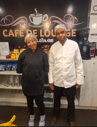 Café De Lounge banner